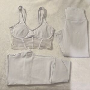 ALO YOGA white top and shorts set size S